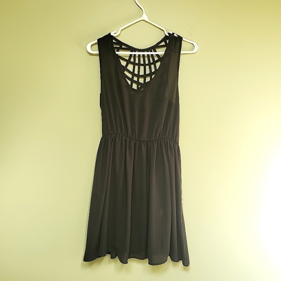 Audrey 3+1 Black Dress with Cut Out Back Details - Picture 1 of 5